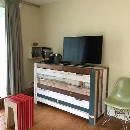 Boshuis Lariks Bed & Breakfast Riethoven