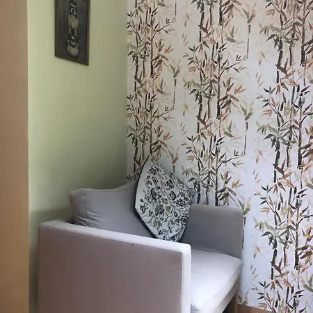Boshuis Lariks Bed & Breakfast *